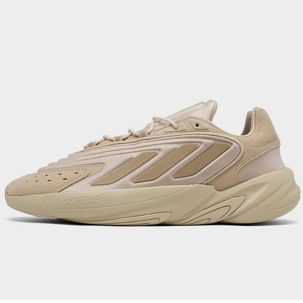 Adidas Sneakers